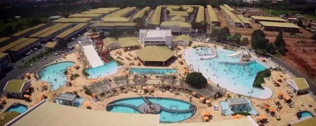 L'Acqua Diroma - Suites Confortaveis - Diversao Garantida - Piscina De Ondas Exclusiva Caldas Novas Eksteriør billede